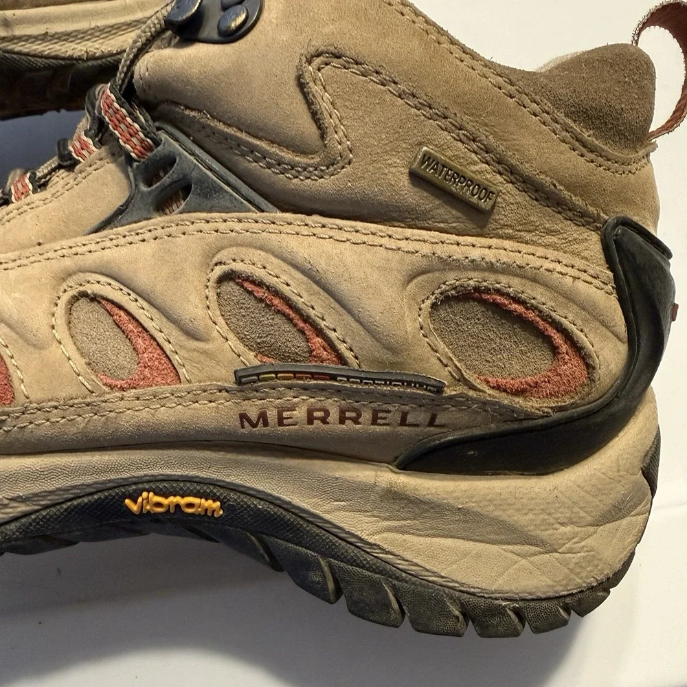 Merrell Beige Radius Mid W/Vibram Sole Waterproof Lace Up Hiking Boots Size 7.5